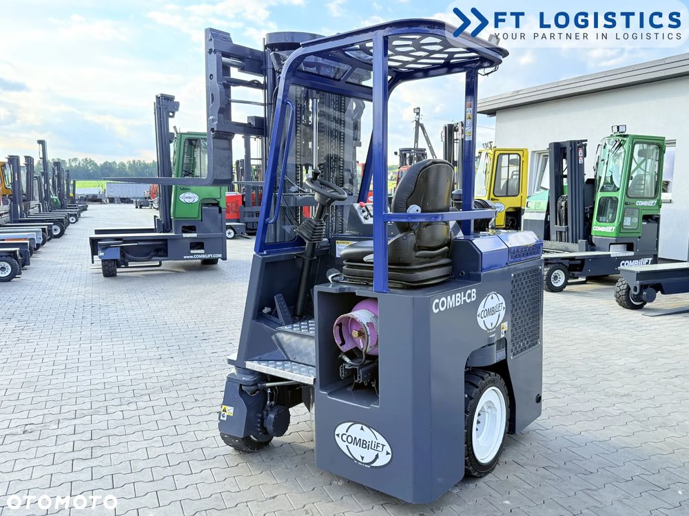 Combilift WÓZEK CZTEROKIERUNKOWY - WIELOKIERUNKOWY | COMBILIFT CB3000| GAS | TRIPLEX 5500MM | POZYCJONER WIDEŁ | PRZESUW WIDEŁ | WOLNY SKOK | NOWE OPONY | PO SERWISIE | STAN IDEALNY | Szeroka oferta wózków czterokierunkowych i bocznych, dopasowanych do różnorodnych potrzeb i zastosowań - 26