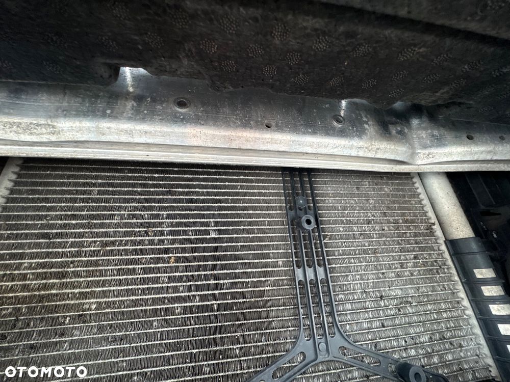 Peugeot 5008 1.6 THP Active S&S EAT6 - 39