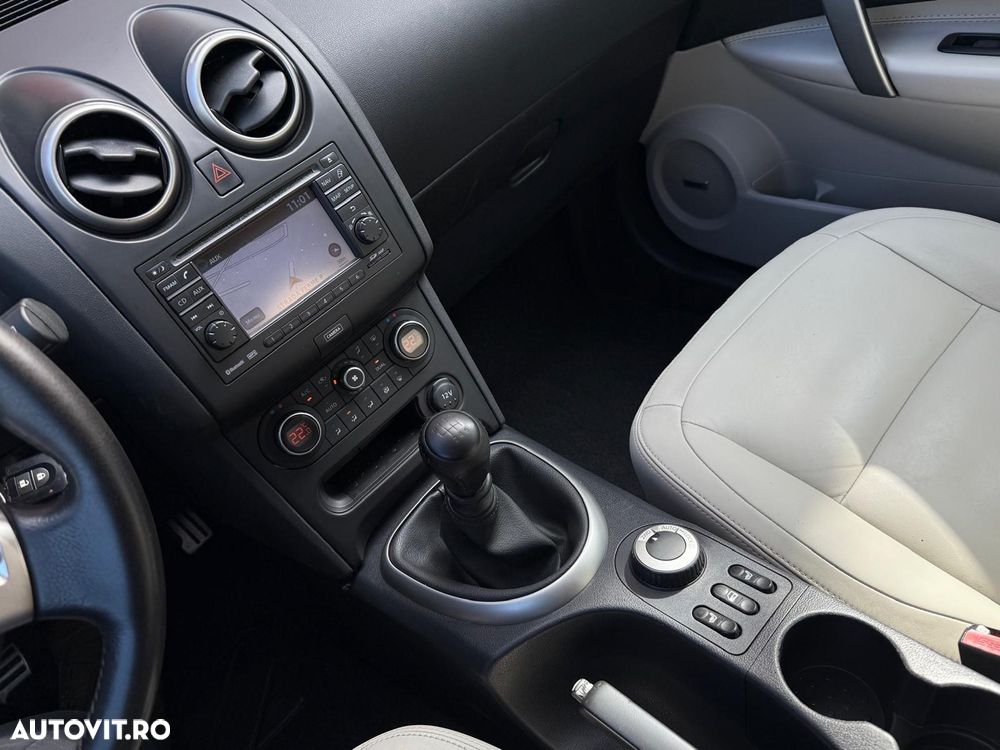 Nissan Qashqai 1.6 dCi DPF 4x4 tekna - 28