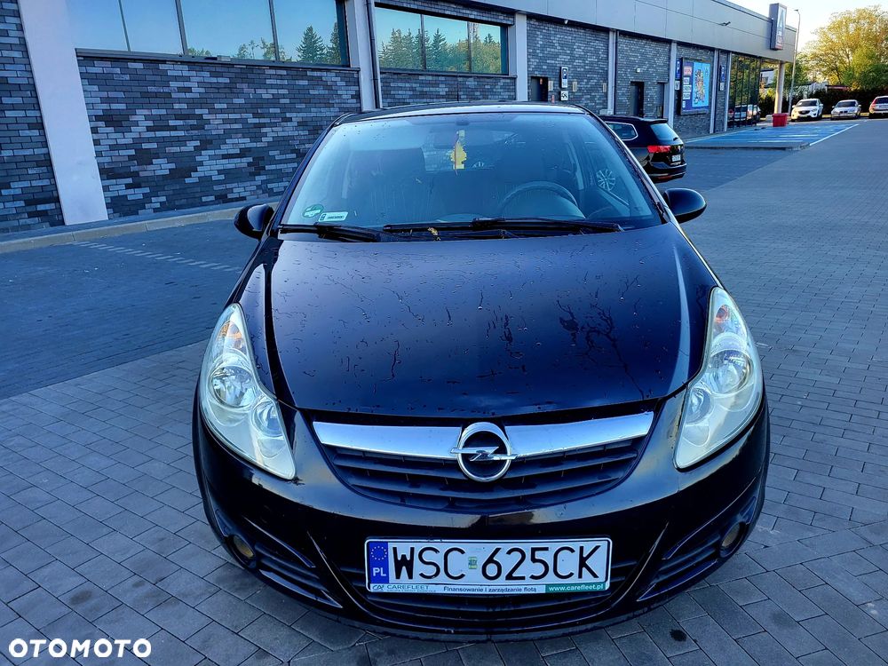 Opel Corsa 1.4 16V Innovation - 2