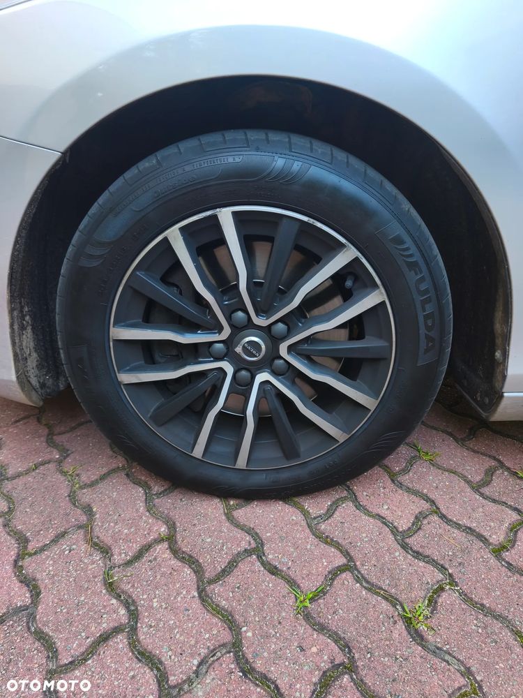 Volvo V40 D3 Drive-E SCR Momentum - 7