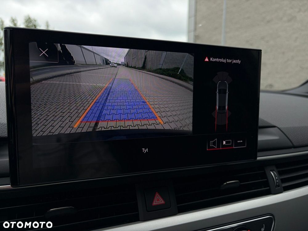 Audi A4 Limousine - 34