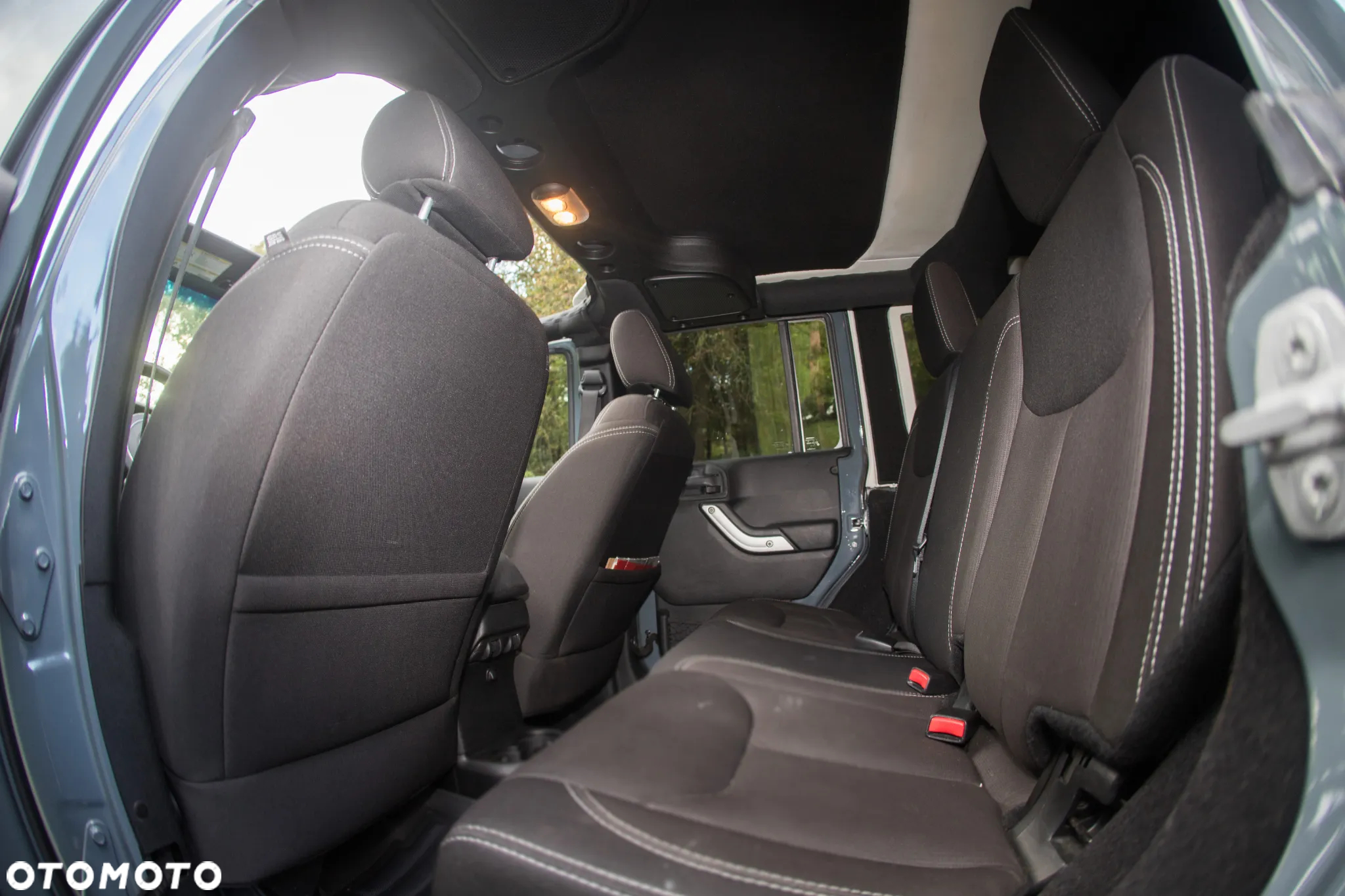 Jeep Wrangler Unlimited 3.6 Automatik Sahara - 11