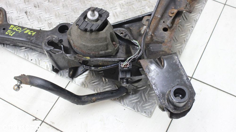 BMW E60 E61 BELKA ZAWIESZENIA PRZEDNIA PRZÓD WÓZEK SANKI KOŁYSKA - 4