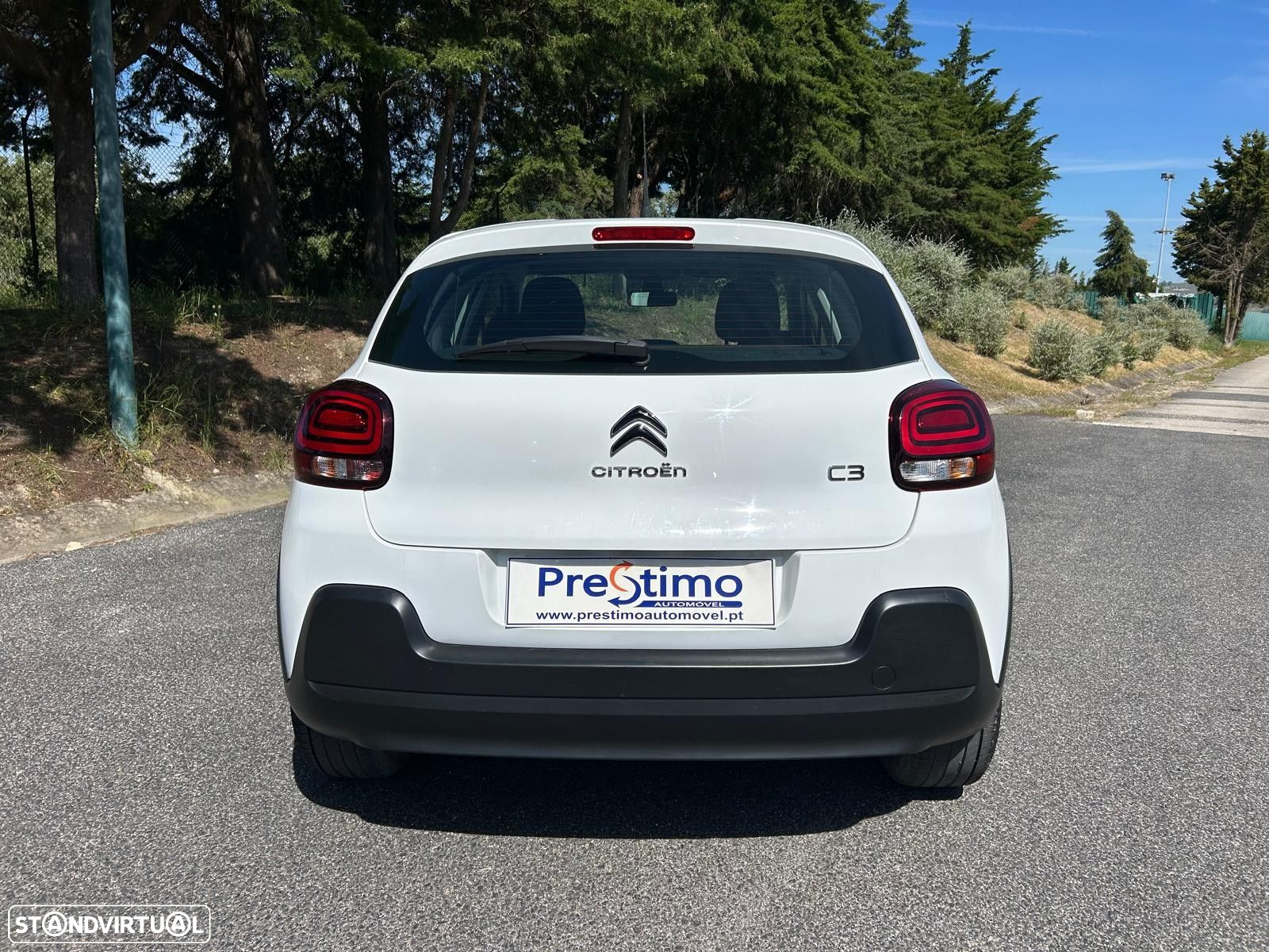Citroën C3 1.2 PureTech Shine - 19
