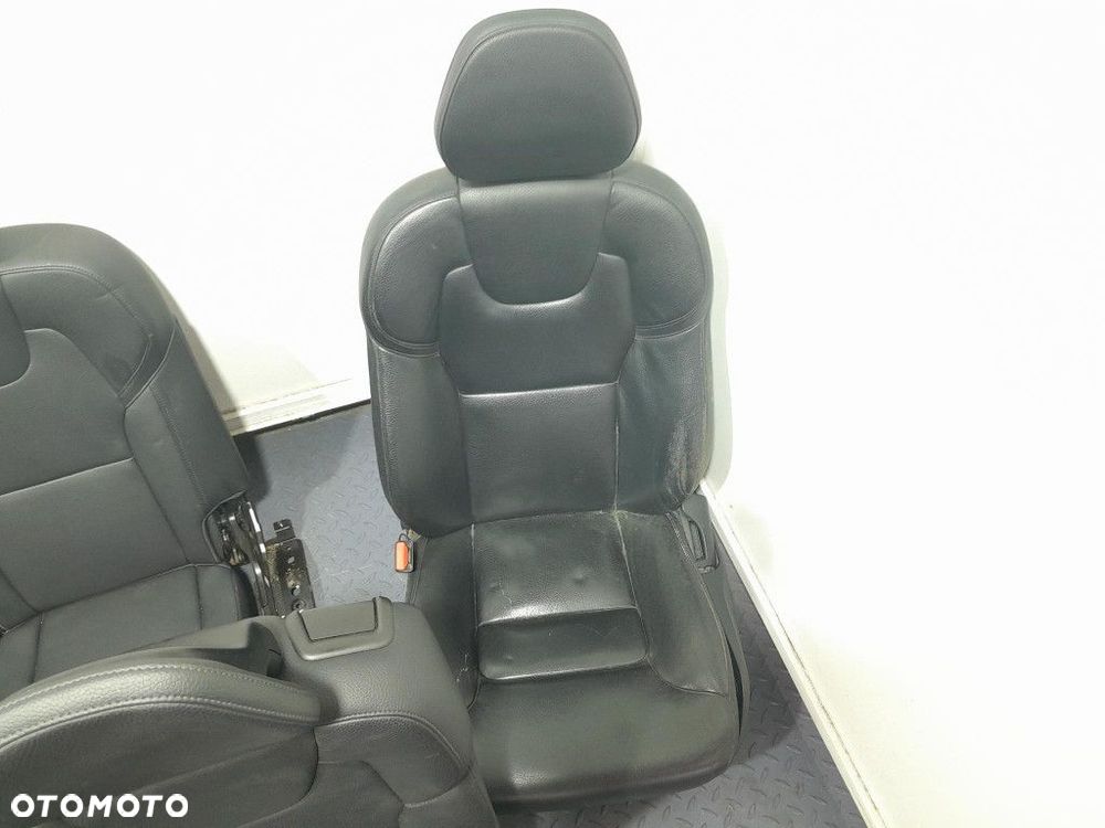 VOLVO XC90 II FOTELE KANAPA BOCZKI WNĘTRZE SKÓRA MOMENTUM EU - 7