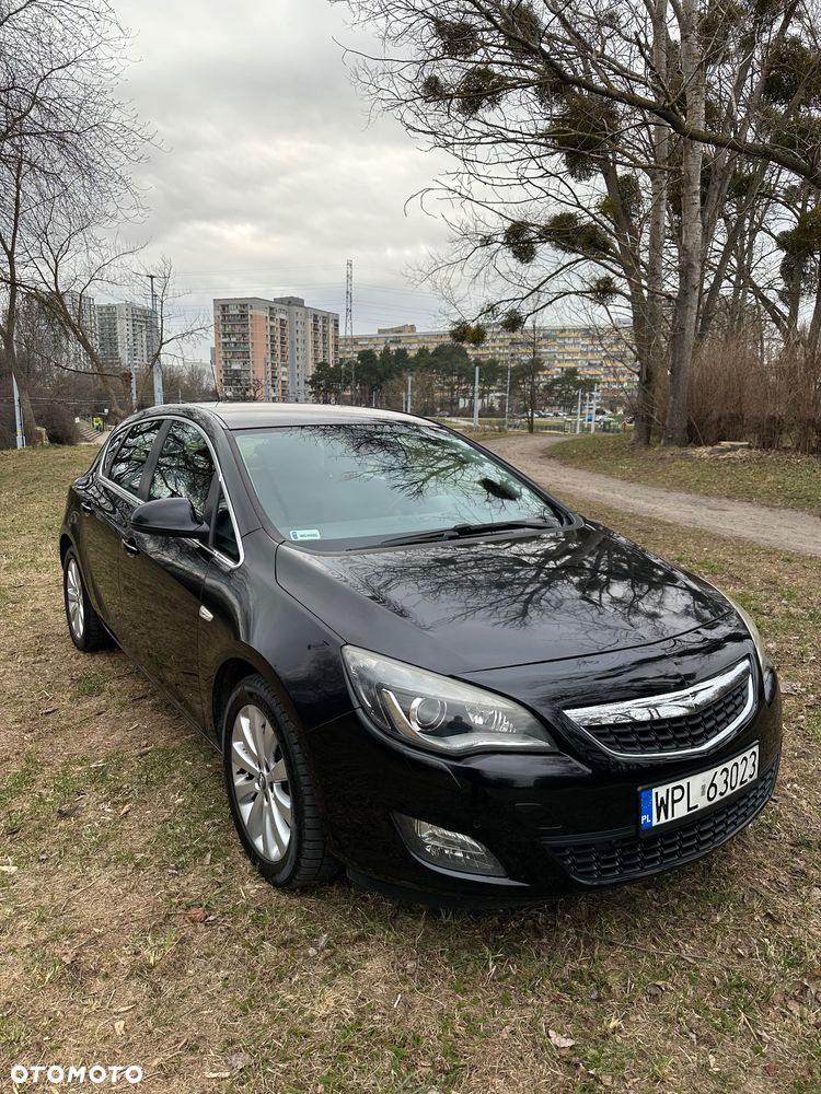 Opel Astra 1.4 Turbo - 2