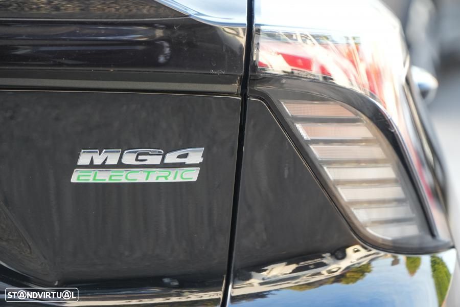 MG MG4 64 kWh Comfort - 8