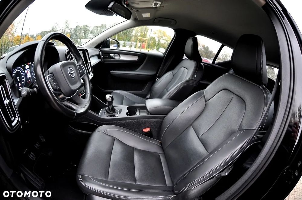 Volvo XC 40 D3 Momentum Pro - 20