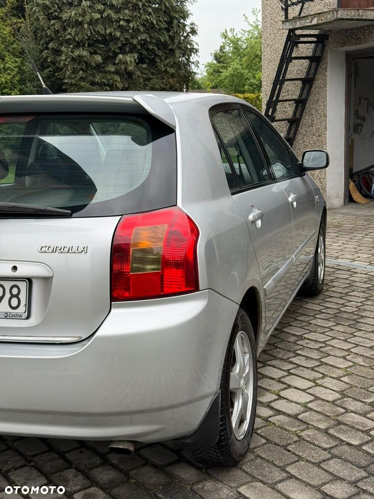 Toyota Corolla 1.6 VVT-i Terra - 4