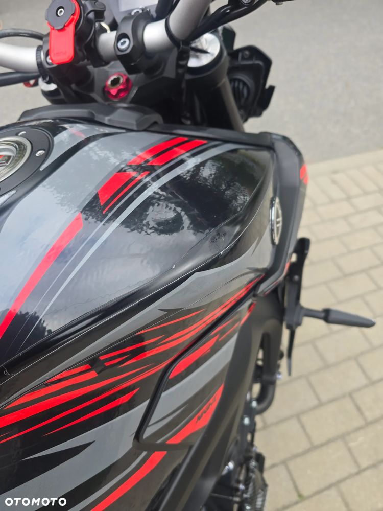 Yamaha MT - 11