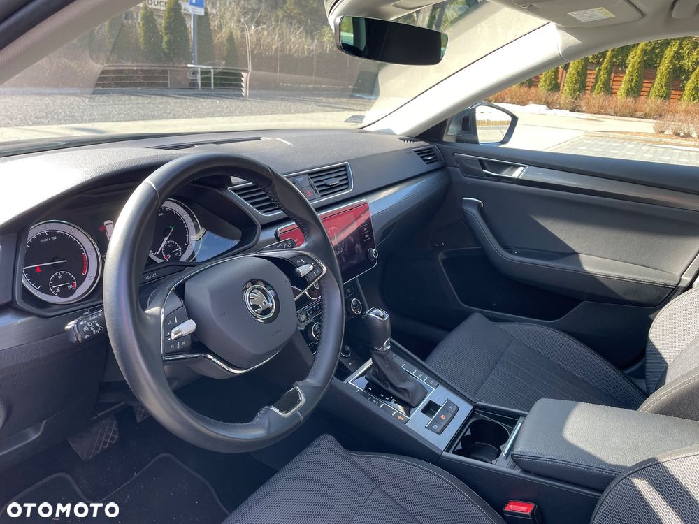 Skoda Superb 2.0 TDI SCR 4x4 Style DSG - 12