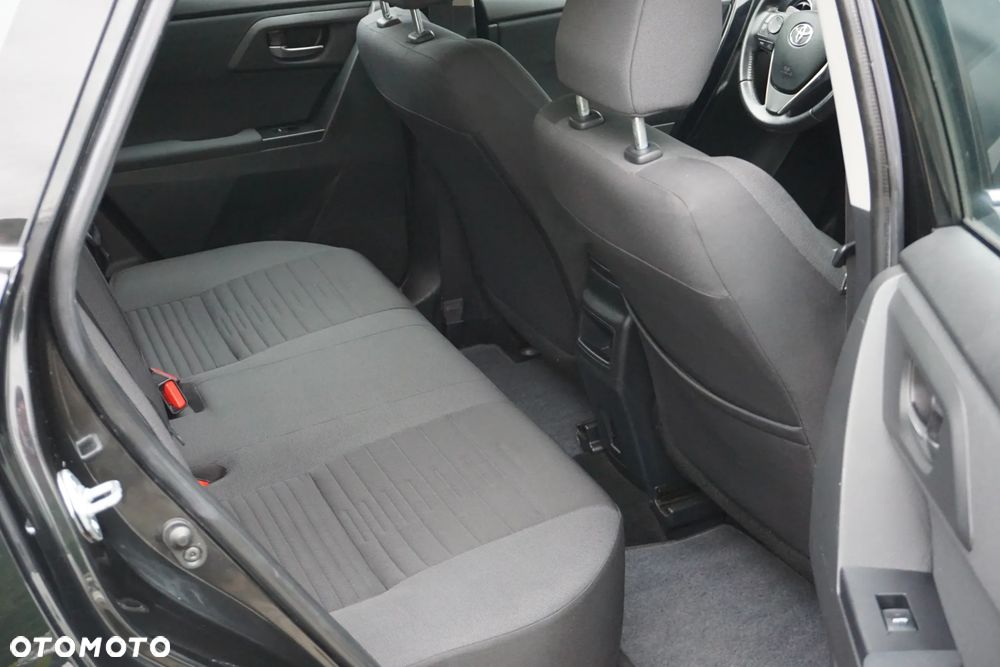 Toyota Auris 1.6 Prestige - 6