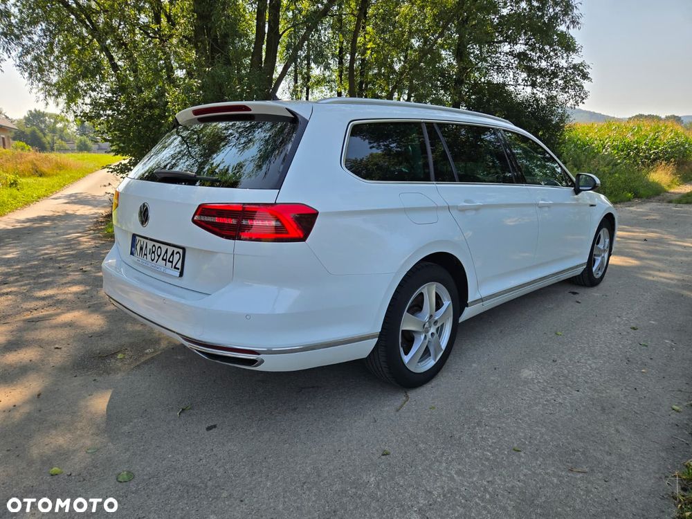 Volkswagen Passat 2.0 TDI Bi-Turbo BMT 4Mot Highline DSG - 10
