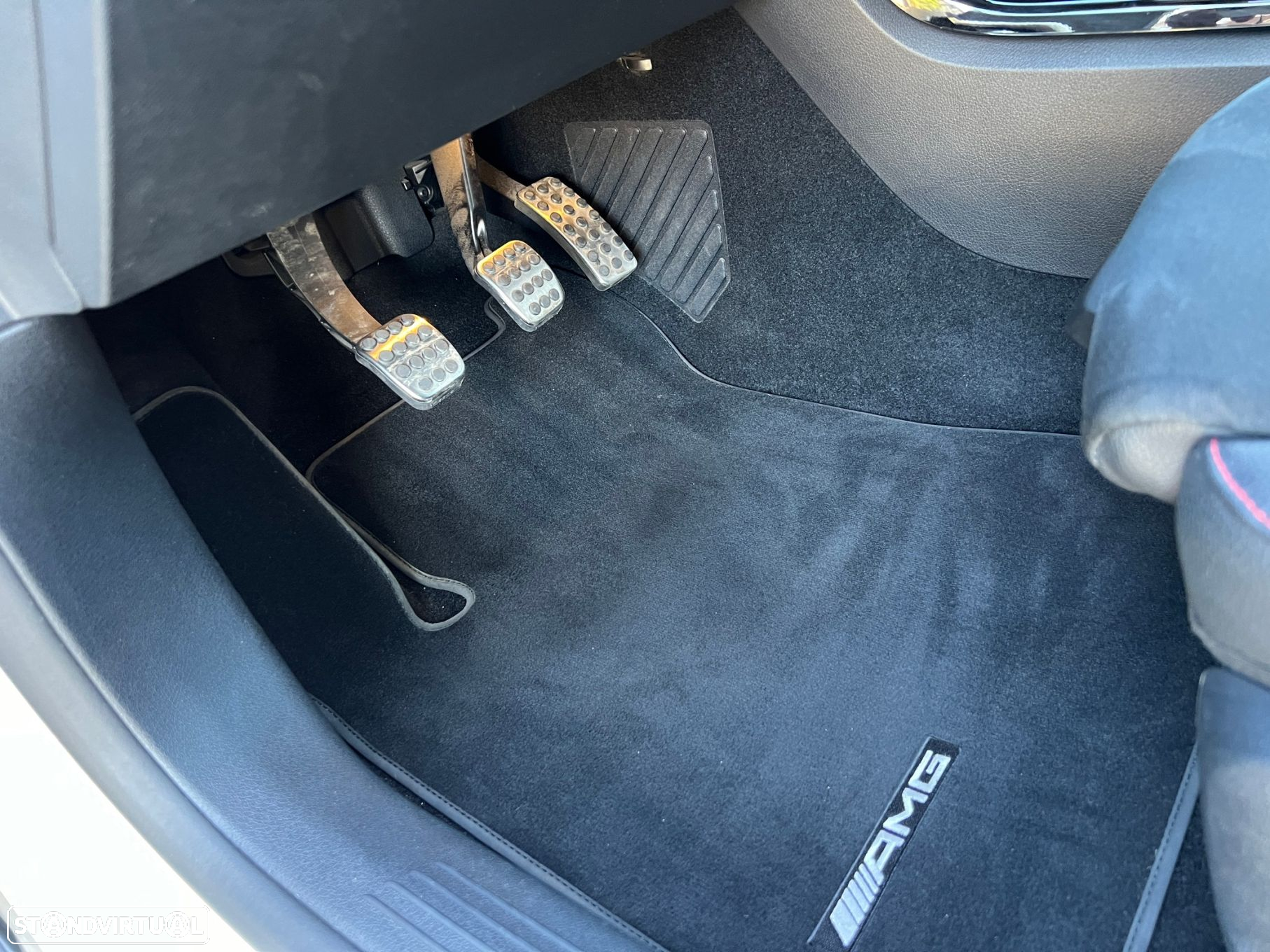 Mercedes-Benz A 180 d AMG Line - 40