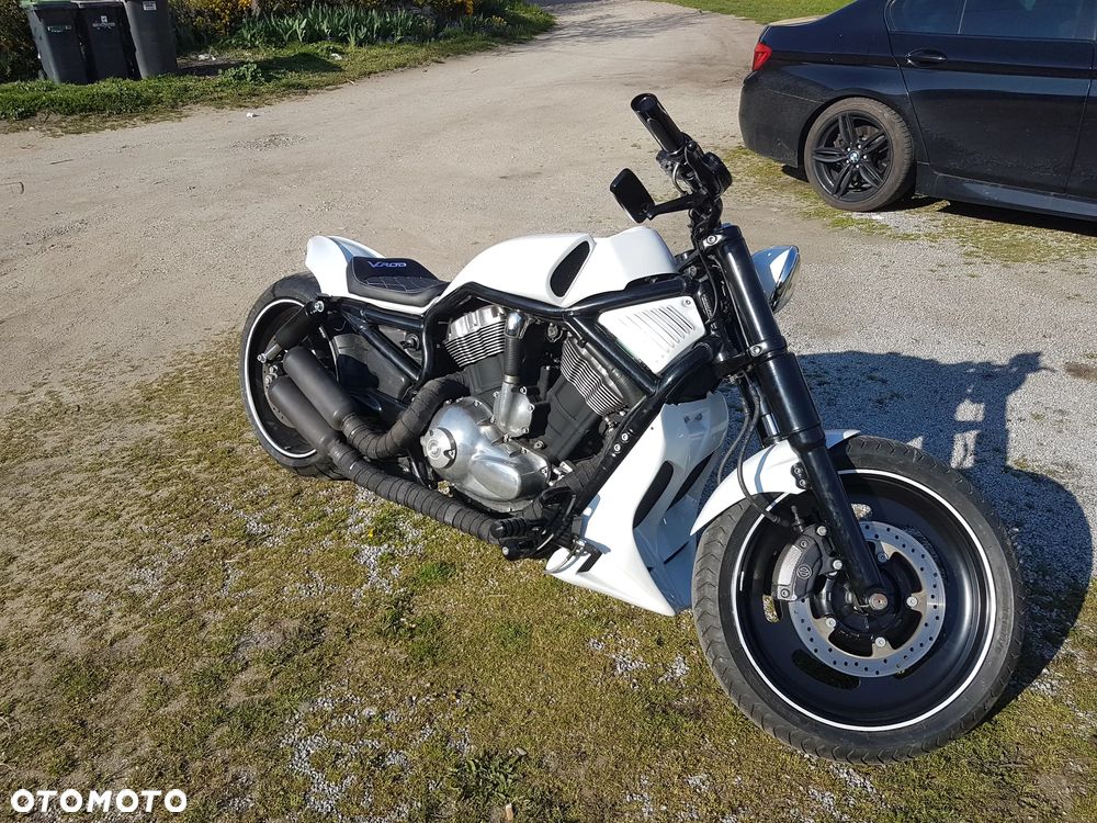 Harley-Davidson V-Rod Muscle - 2