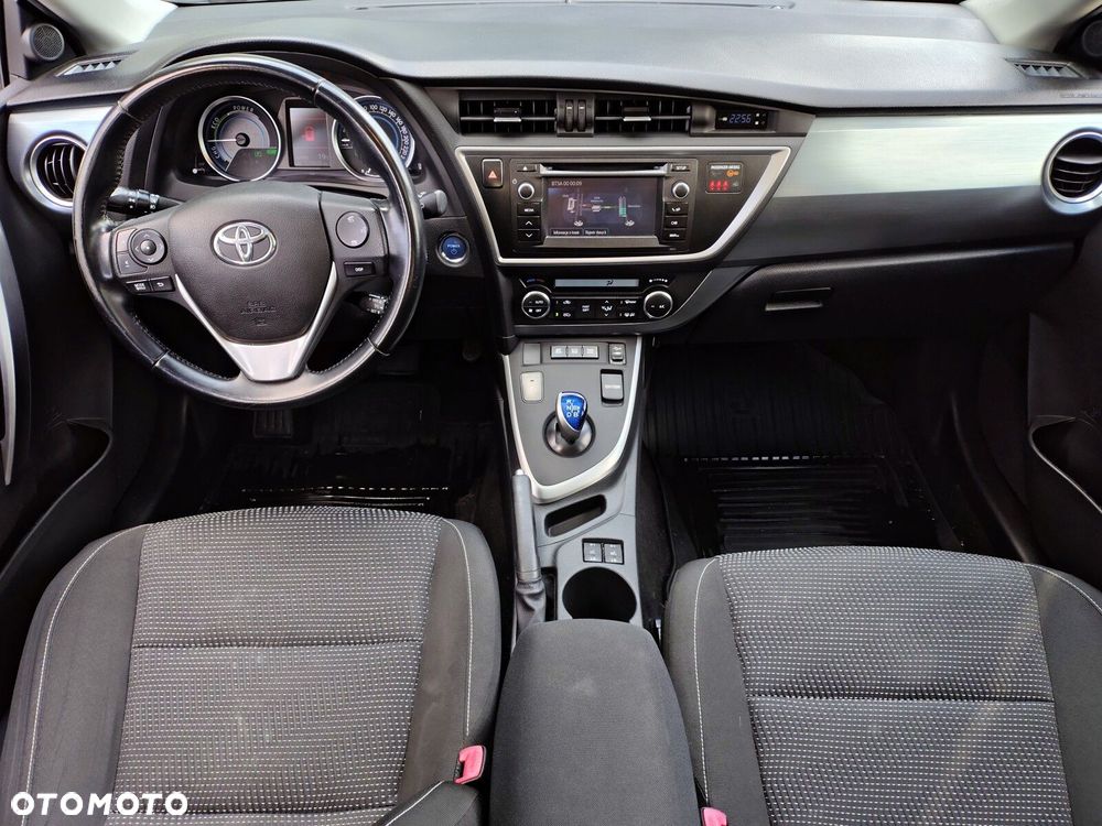 Toyota Auris Hybrid 135 Premium - 12