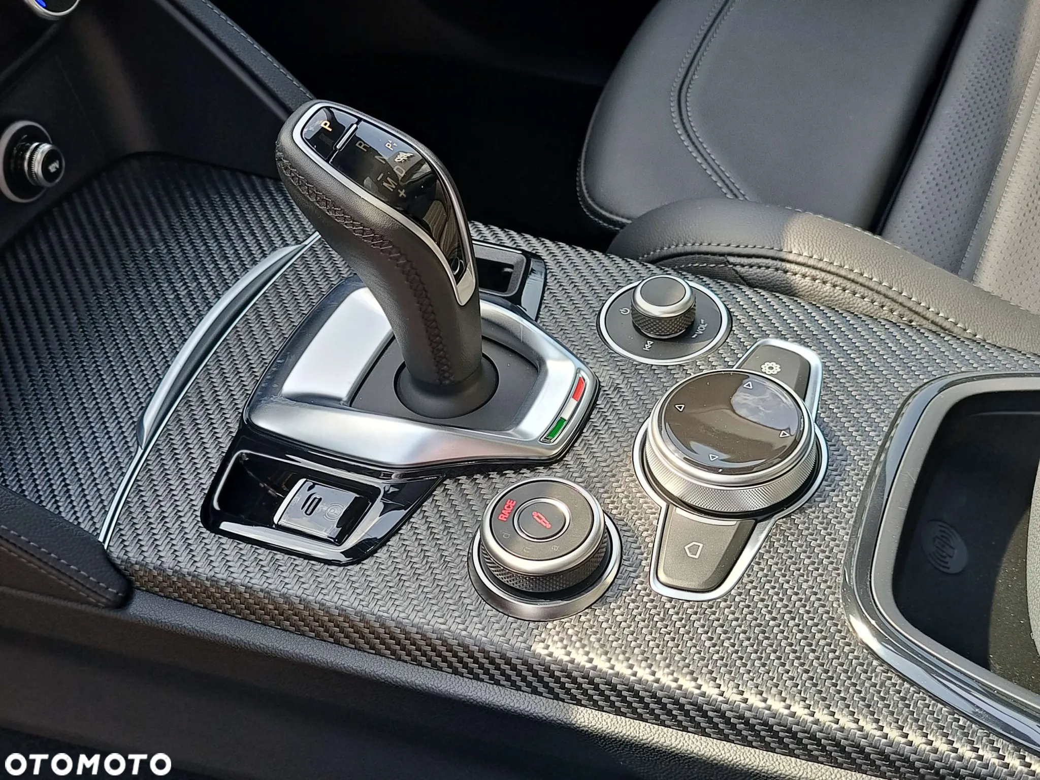 Alfa Romeo Stelvio 2.9 Bi Turbo V6 Quadrifoglio Q4 - 13
