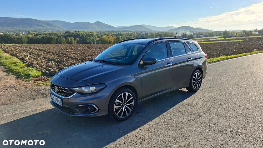Fiat Tipo 1.4 T-Jet 16v Lounge EU6d - 4