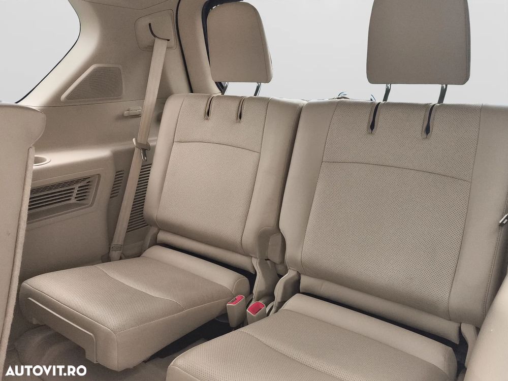 Toyota Land Cruiser - 23