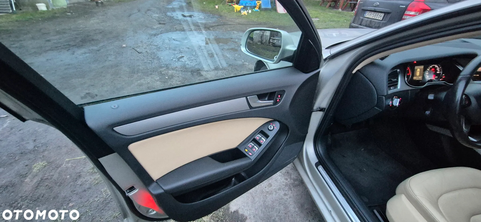 Audi A4 Avant 2.0 TDI 116g DPF Attraction - 29