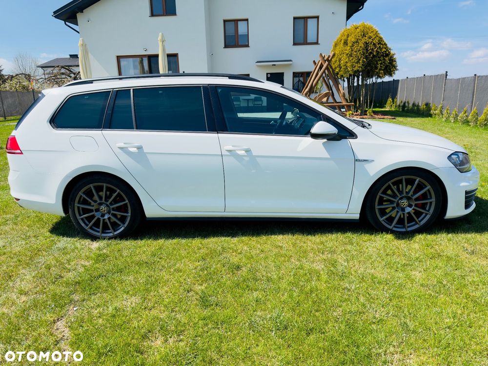 Volkswagen Golf 2.0 TDI BMT GTD - 4