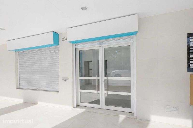Loja com 3 Gabinetes nas Laranjeiras Lisboa - Grande imagem: 2/3