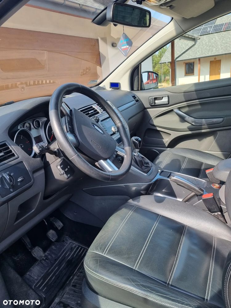 Ford Kuga 2.0 TDCi Titanium - 3