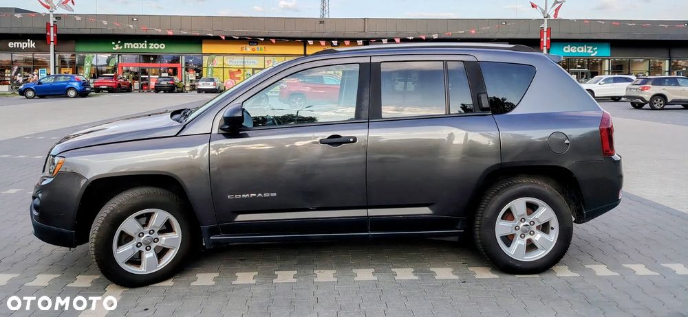 Jeep Compass - 4
