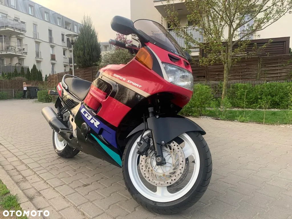 Honda CBR - 2