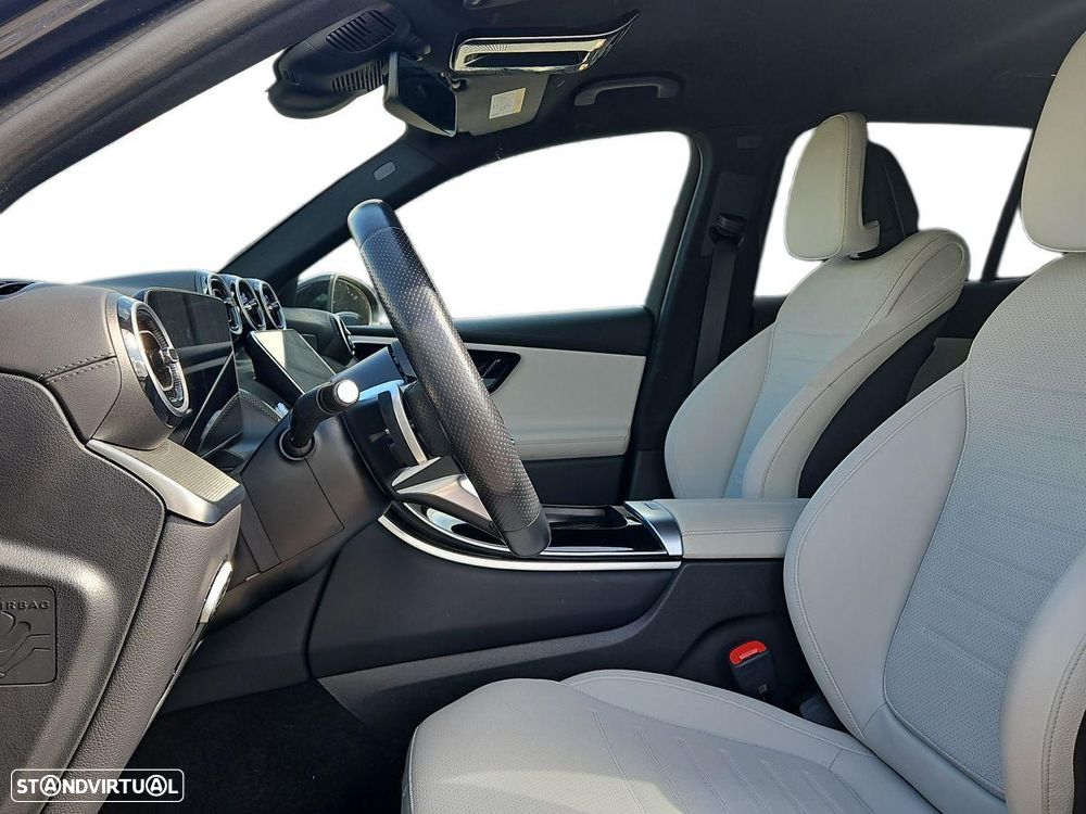 Mercedes-Benz GLC 300 d 4Matic 9G-TRONIC Edition AMG Line - 12