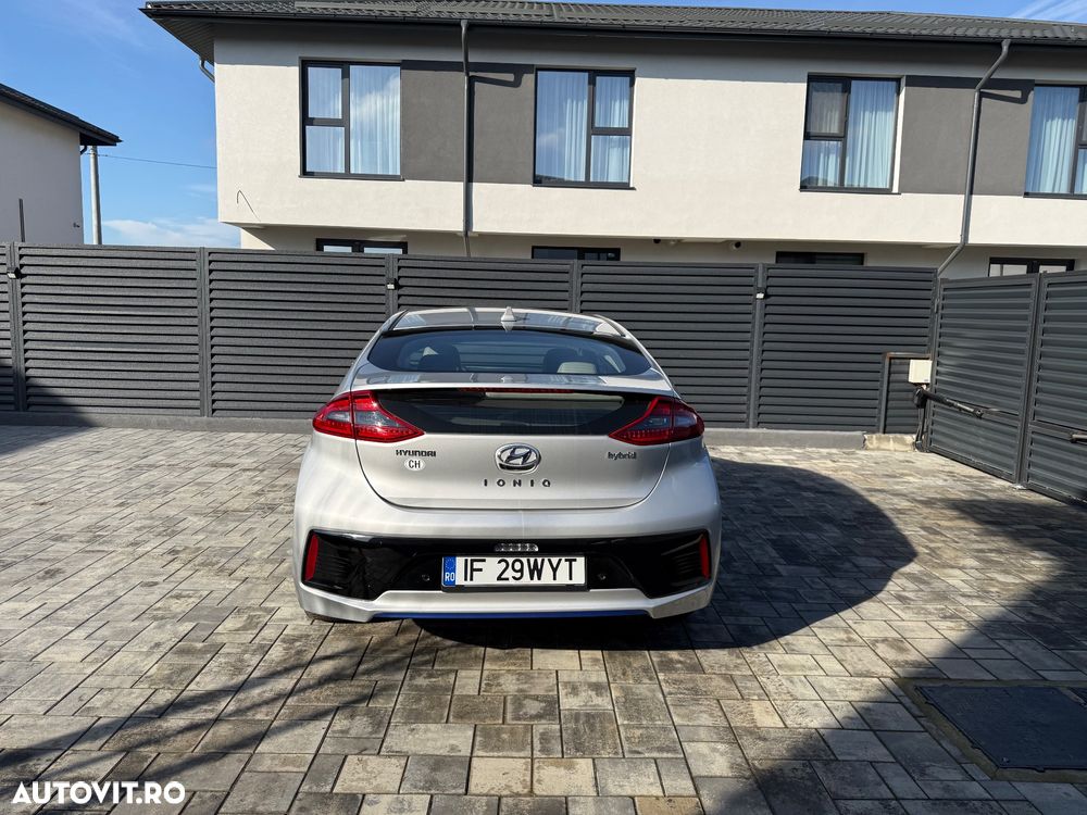 Hyundai IONIQ 1.6 GDI Premium - 7
