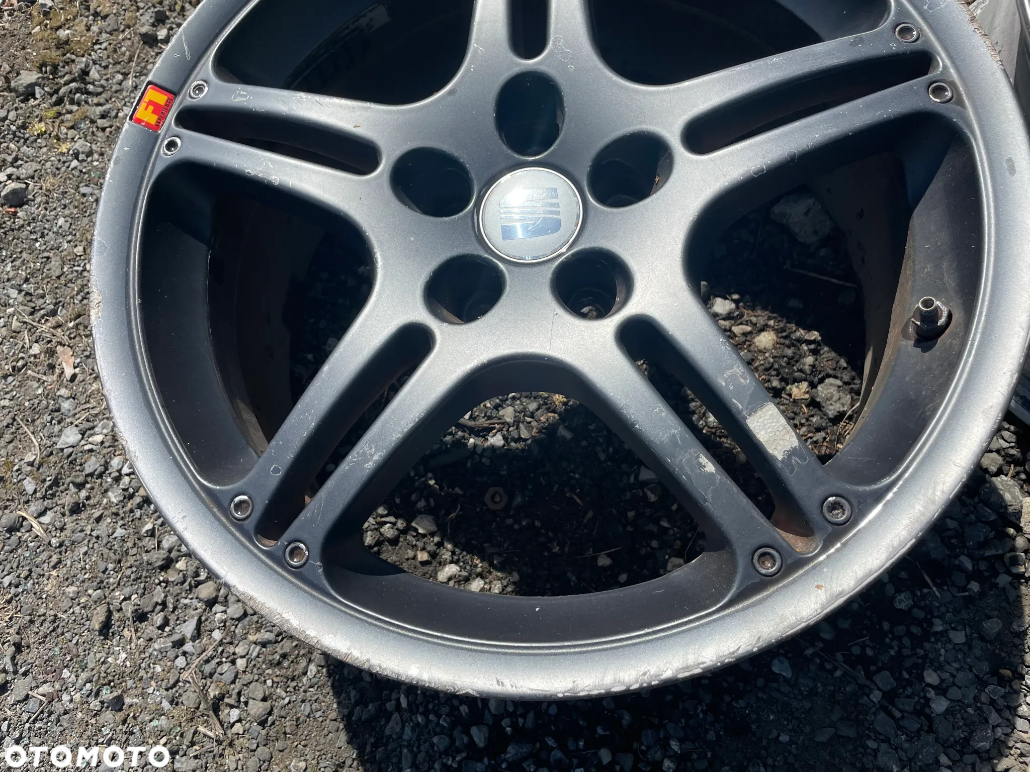 FELGI ALUMINIOWE CZARNE SEAT LEON I TOLEDO II 5X100 17' ET35 - 4