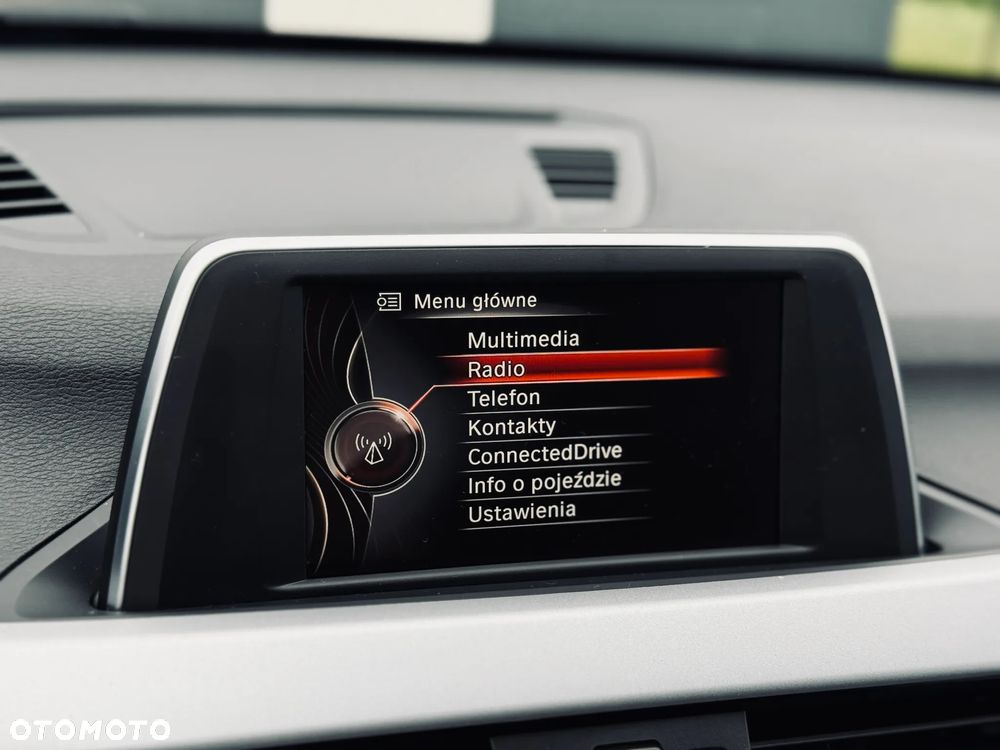 BMW X1 sDrive18d Advantage - 28