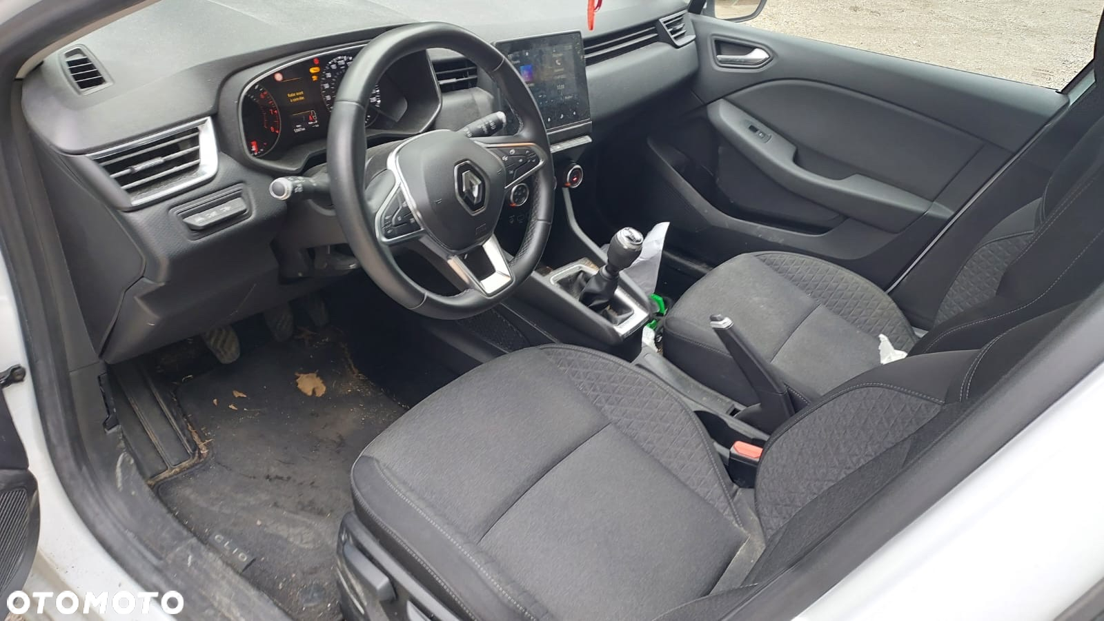 Renault Clio SCe 75 BUSINESS EDITION - 8