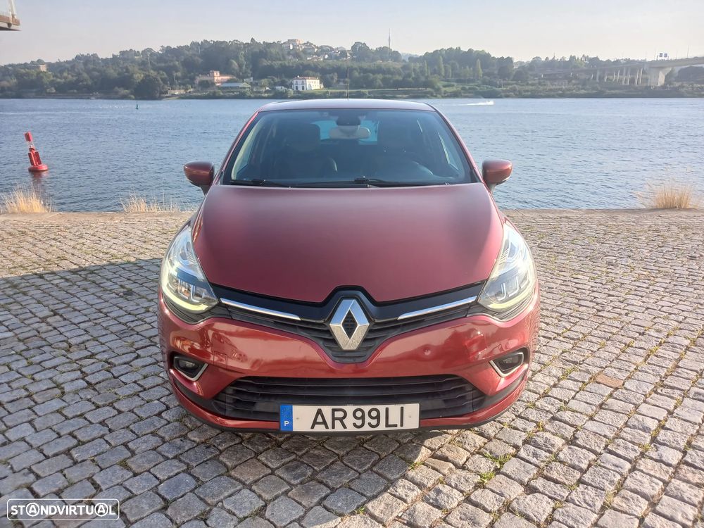 Renault Clio 1.5 dCi Dynamique S — fotografia 32