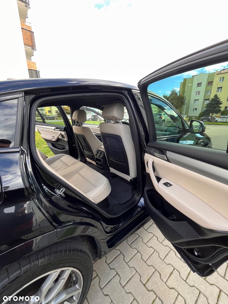 BMW X4 xDrive20d - 11