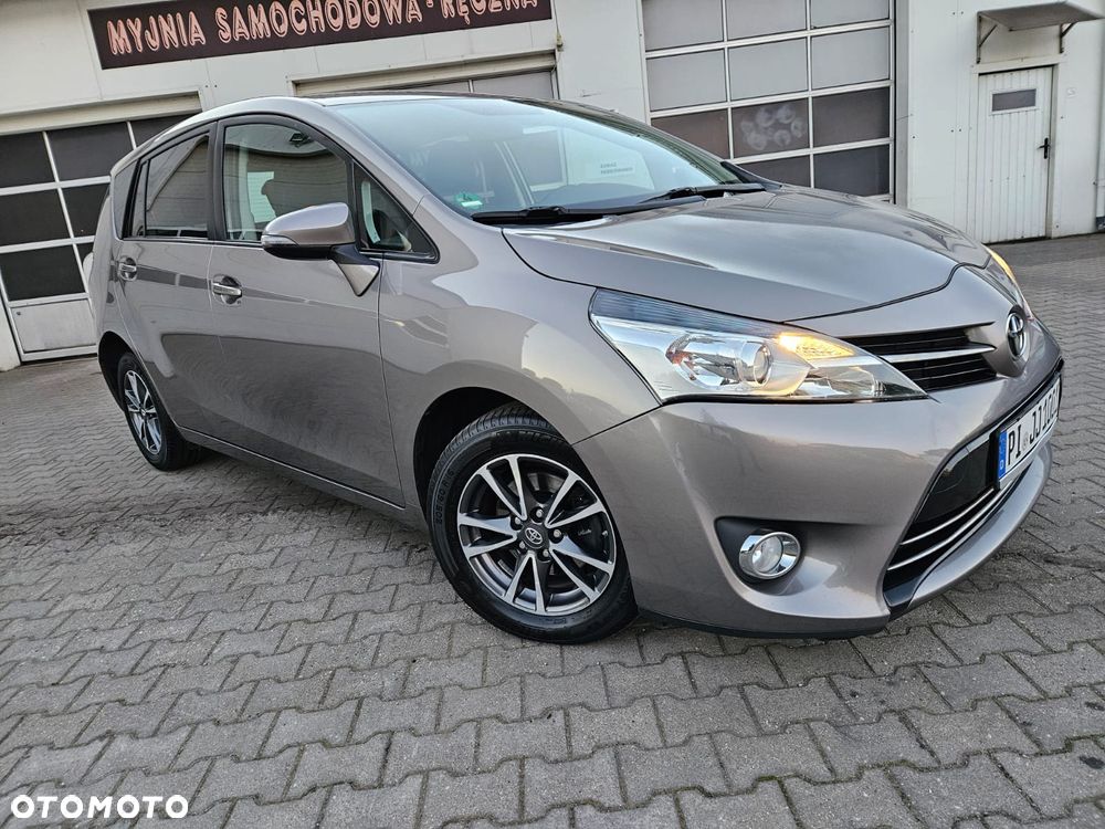 Toyota Verso 1.6 D-4D 5-Sitzer Start/Stop Edition S+ - 13