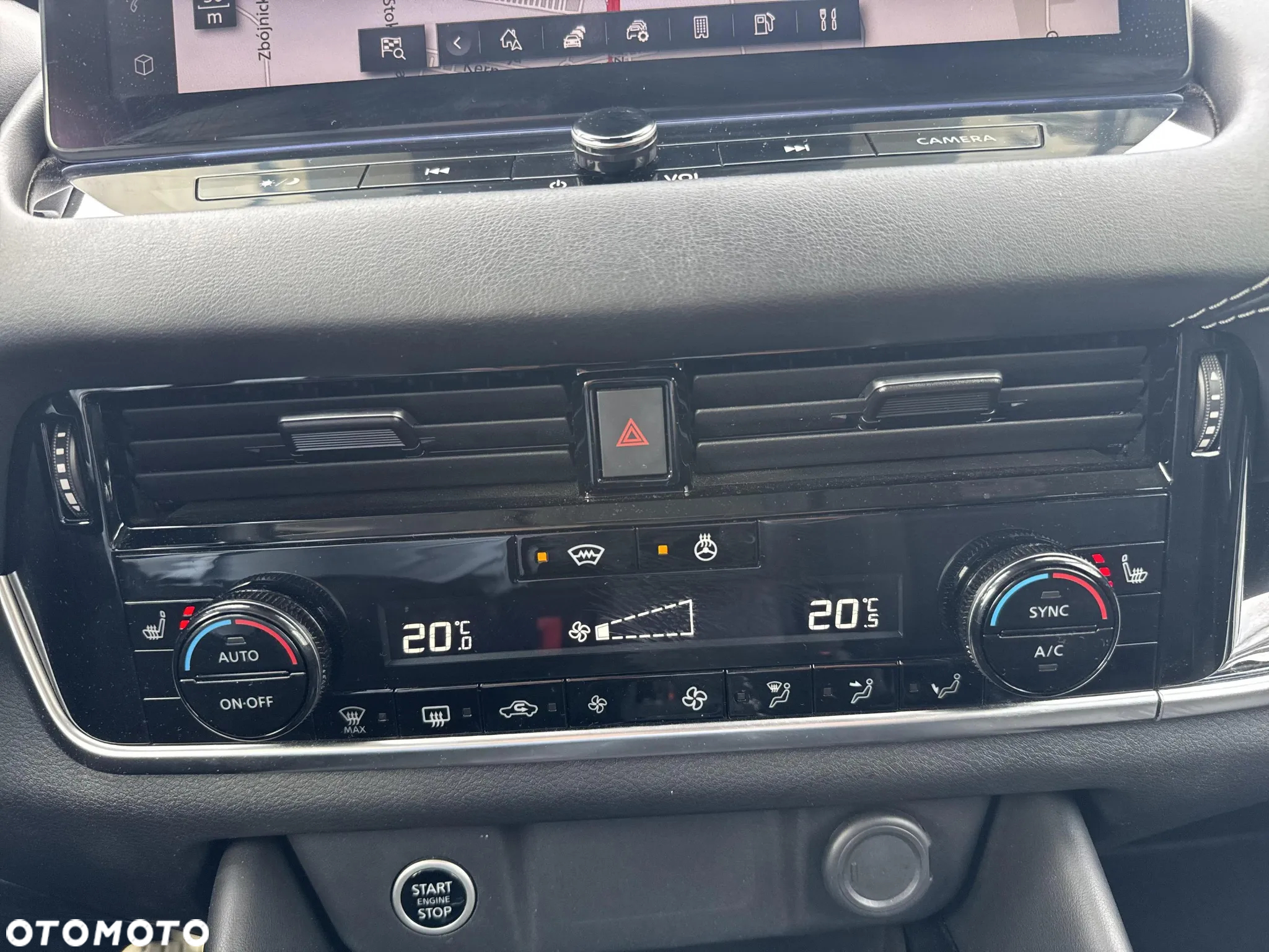 Nissan Qashqai 1.3 DIG-T mHEV N-Connecta Xtronic - 24