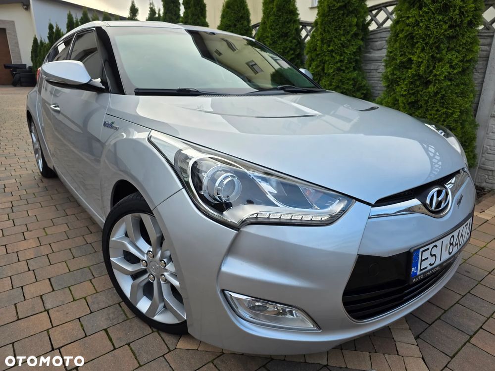 Hyundai Veloster - 11