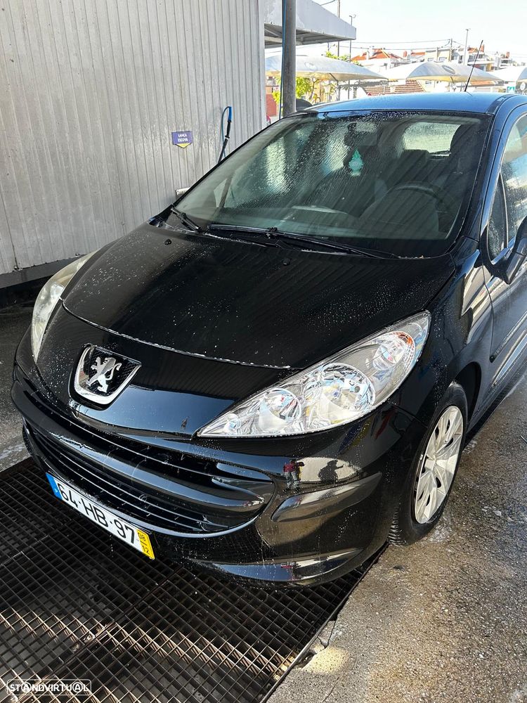 Peugeot 207 1.4 HDi Sport - 12