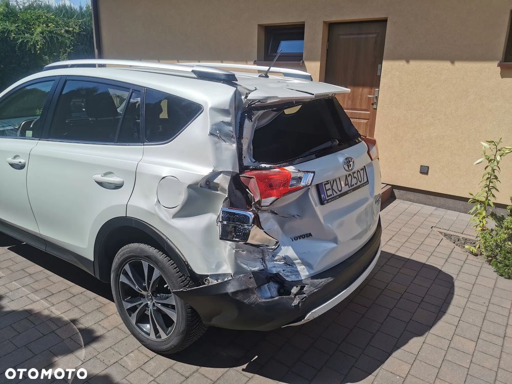 Toyota RAV4 2.0 D-4D Premium - 7