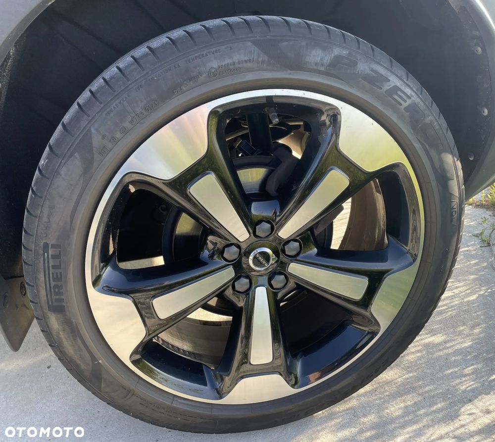 Volvo XC 40 T3 Momentum Pro - 22