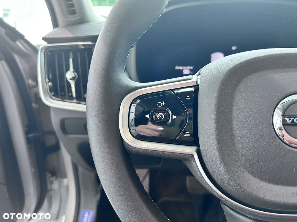 Volvo V90 T6 AWD Plug-In Hybrid Plus Dark - 23
