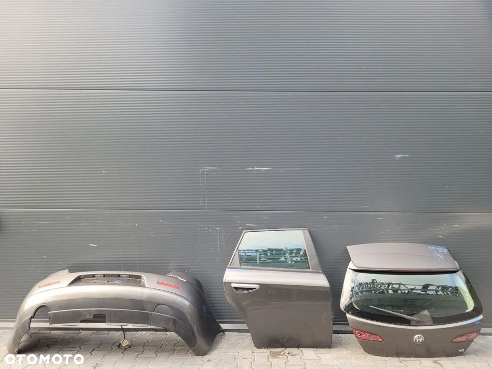 ALFA ROMEO 159 DRZWI / KLAPA BAGAŻNIKA / ZDERZAK - 1