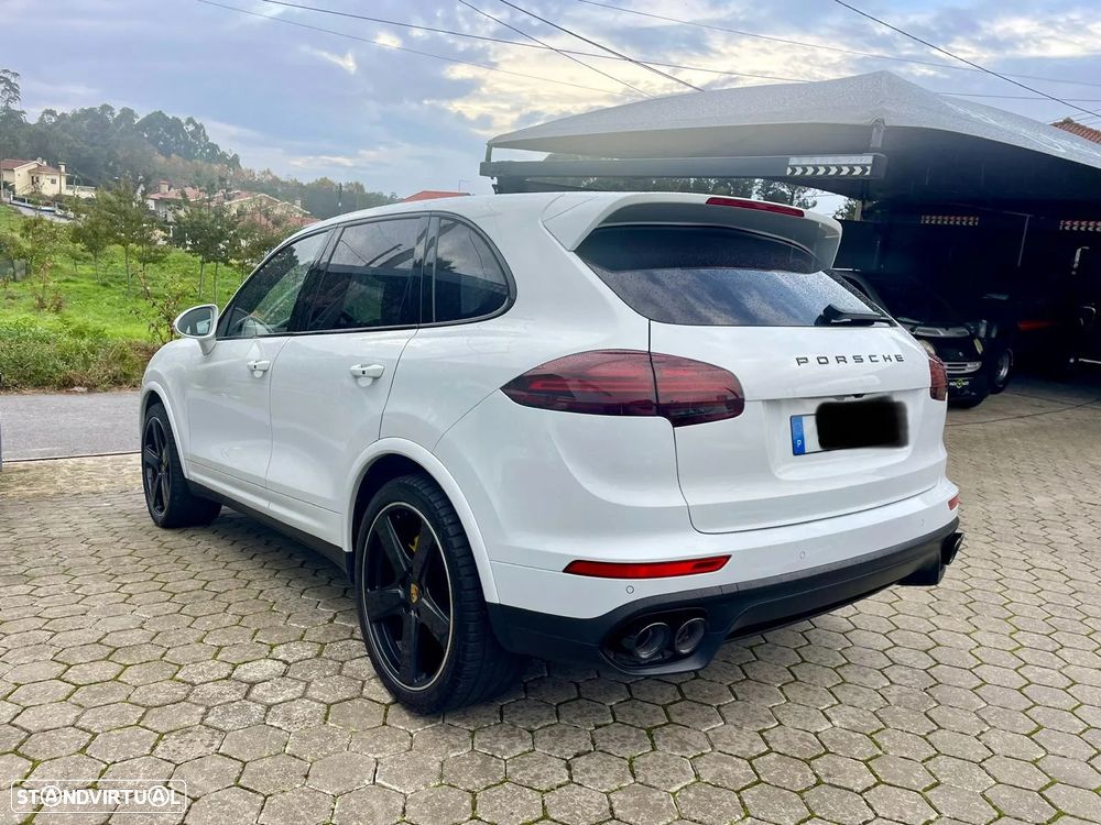 Porsche Cayenne Diesel Platinum Edition - 2