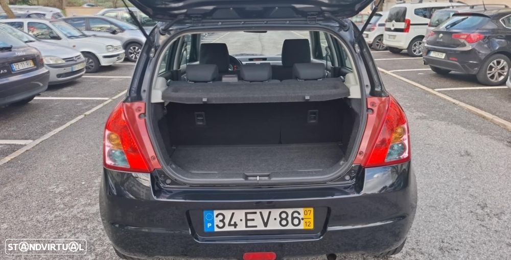 Suzuki Swift 1.3 16V GLX - 5