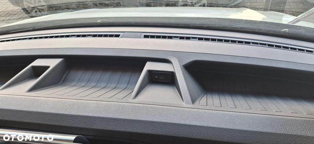 Volkswagen Crafter - 27