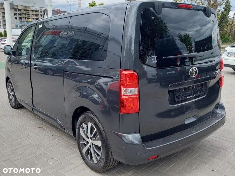 Toyota Proace Verso 2.0 D4-D Medium VIP - 10