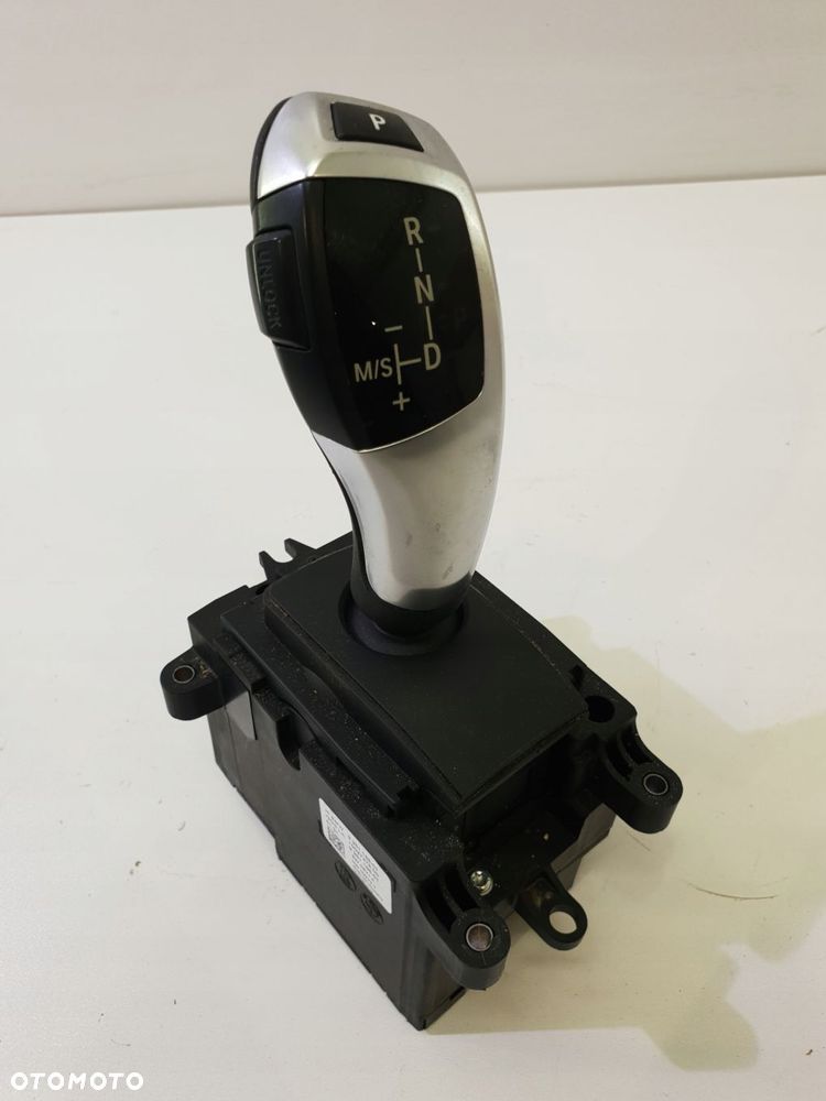 BMW F10 F11 DŹWIGNIA WYBIERAK SKRZYNI 9251186 - 1